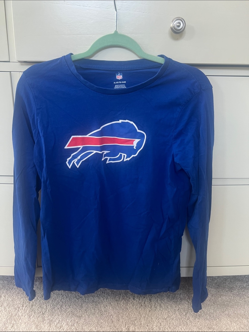 Boys XL (18/20) long sleeve buffalo bills t shirt
